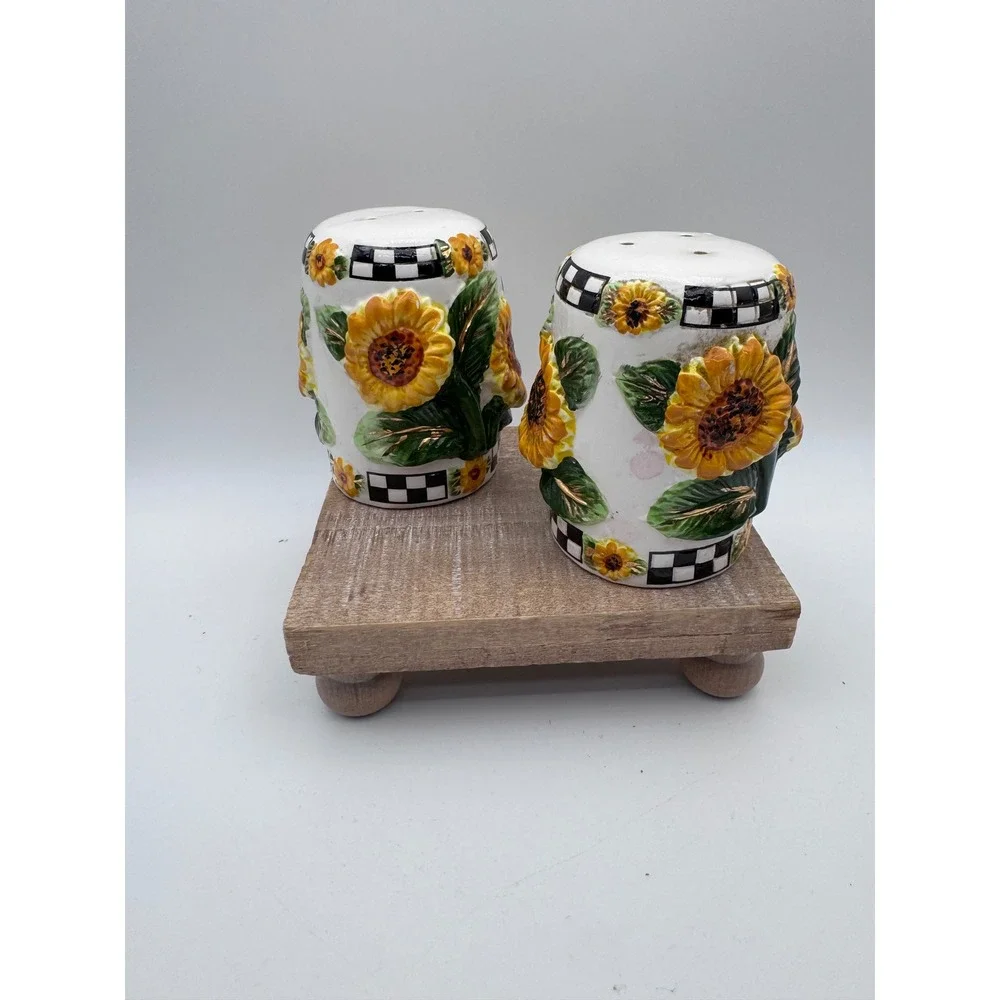 KMC Sunflower Salt and Pepper Shakers Set Ceramic Checkered Farmhouse Decor